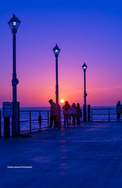 Redondo Beach #redondobeach #california #debbielabeaux #photoswithdebbie #sunset #travel Boardwalk Sunset, Redondo Beach California, Lido Beach, Sunset Travel, Beach Road, Redondo Beach, Beach California, Beach Life, Sunrise Sunset