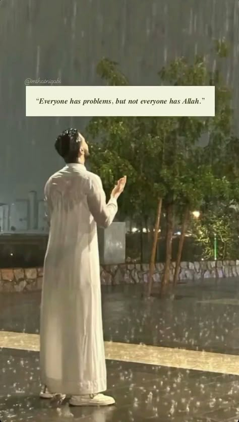 Allah Knows Everything, Allah Knows, Man Praying, Muslim Pictures, Love In Islam, Muslimah Aesthetic, Muslim Lifestyle, Urdu Quotes With Images, Muslim Book