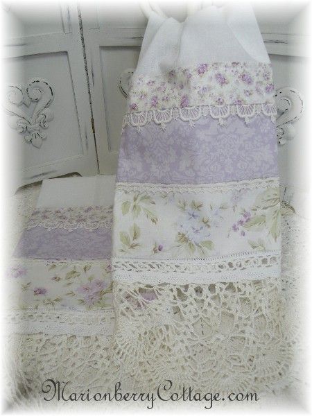 PAIR Guest towels shabby chic lavender roses with doily hems Shabby Chic Lavender, Shabby Chic Bathrooms, Lilac Cottage, Lavender Cottage, Vintage Mason Jars, Simply Shabby Chic, Shabby Chic Room, Shabby Chic Interiors, Shabby Chic Bathroom