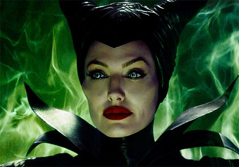 Maleficent Gif, Maleficent Aesthetic, Maleficent Angelina Jolie, Tomb Raider Angelina Jolie, Maleficent Art, Maleficent 2014, Maleficent 2, Maleficent Movie, Angelina Jolie Maleficent