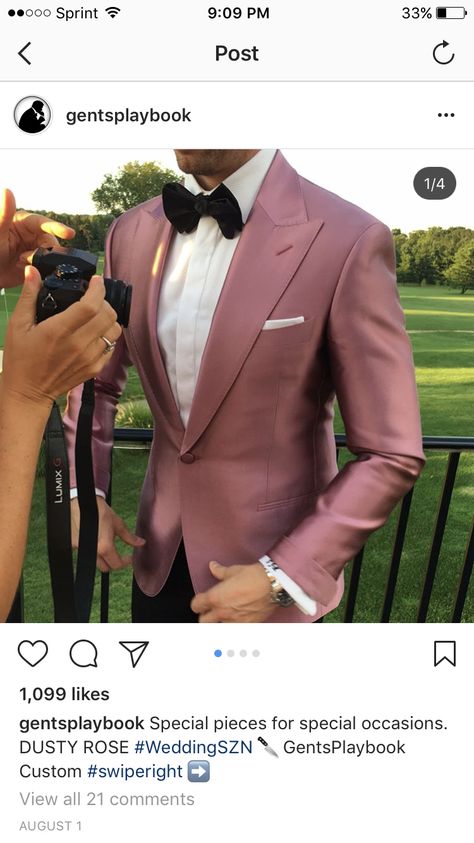 Peach Suit Men Wedding Ideas, Rose Gold Tuxedo, Rose Gold Mens Suit, Rose Gold Groom Suit, Dusty Rose Tuxedo, Rose Gold Suit Men, Dusty Rose Suit Men, Mauve Suits For Men, Pink Tuxedo Men