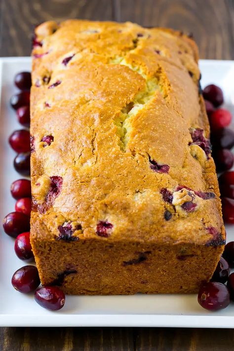 Cranberry Bread Recipe | Cranberry Loaf | Cranberry Orange Bread #cranberry #bread #baking #dessert #fall #dinneratthezoo Cranberry Recipes Dessert, Dried Cranberries Recipes, Cranberry Nut Bread, Fresh Cranberry Recipes, Cranberry Bread Recipes, Cranberry Dessert, Cranberry Orange Bread, Cranberry Cake, Postre Keto