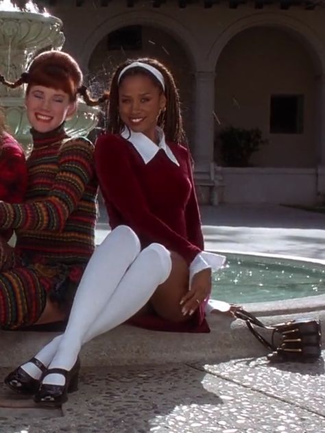 Clueless Aesthetic Outfits, Dionne From Clueless, Dionne Clueless Outfits, Cher Clueless Outfit, Dionne Clueless, 2000s Outfit Ideas, Cher And Dionne, Clueless Aesthetic, Black 90s Fashion