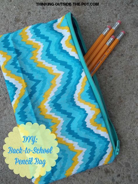 Take a look at @charlene_asay's sixth #CraftySuperstar project Pencil Case Tutorial, Diy Pencil Case, School Pencil Case, Diy Back To School, Diy Pencil, School Pencils, Operation Christmas Child, Pencil Bag, Bag Essentials