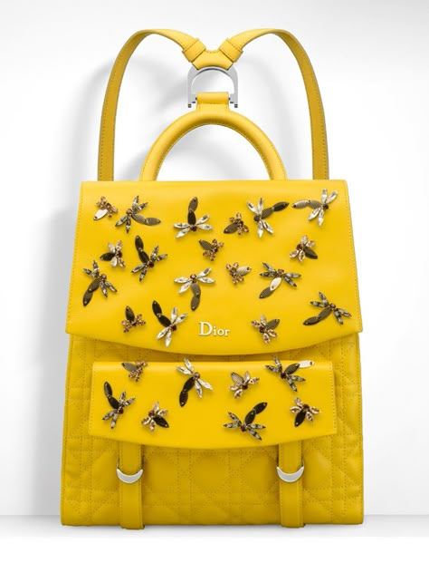 Dior Adds New Blossom Tote, Backpacks to Pre-Fall 2016 Bag Lineup and We Have All the Pics Pre Fall 2016, Fall Bags, Fall Handbags, Lv Bags, Handbag Heaven, Jewelry Shopping, Purse Jewelry, Cute Bags, Fall 2016