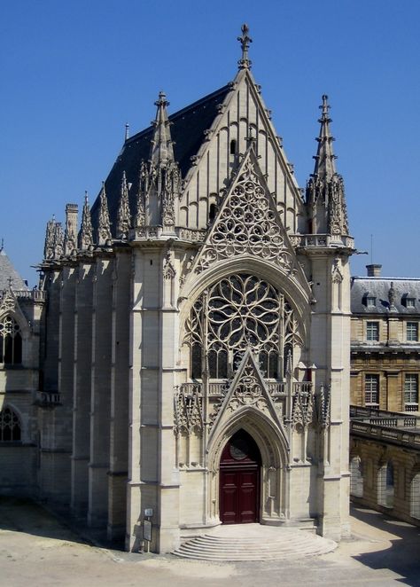 Sainte Chapelle. Built in 1248 in Paris, France. It is the most sumptuous church in medieval Christendom. It is the resting place of holy relics: crown of thorns and a fragment of the cross. Between the columns are hugh windows, the walls are given over entirely to glass. Architecture Arches, Architecture Gothic, Sainte Chapelle Paris, Greek Architecture, Gothic Church, Cathedral Church, Grand Mosque, Church Architecture, Mayan Ruins