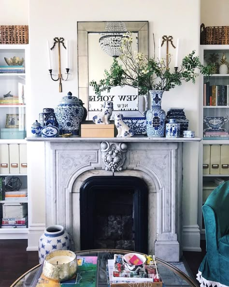 The love for blue and white chinoiserie is real. xo . . . . . #blueandwhite #chinoiserie #chinoiseriechic #homestyle #decorating #homedecor… Blue And White Vases, Blue And White Living Room, Chinoiserie Vase, Fireplace Mantle Decor, Chinoiserie Decorating, Blue And White Decor, Blue And White Chinoiserie, Blue White Decor, Blue And White Vase