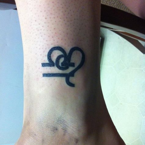 The heart twist between a Leo and a Libra. Libra Zodiac Tattoos, Libra Constellation Tattoo, Leo Constellation Tattoo, Aries Constellation Tattoo, Balance Tattoo, Ying Yang Tattoo, Libra Tattoo, Aquarius Tattoo, Libra And Leo