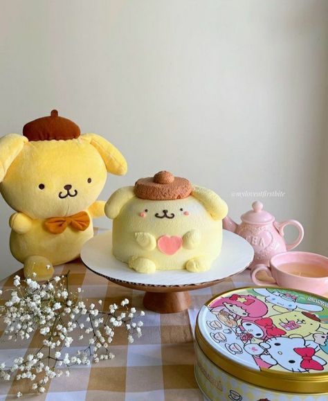 Pompompurin Cake, Happy Bday Cake, Sanrio Pompompurin, 13 Birthday Cake, Kawaii Cooking, Cute Baking, Creative Birthday Cakes, Hello Kitty Cake, Cute Stuff