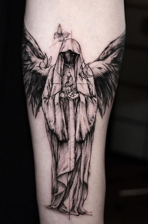 Angel Tattoo Angel Tattoo Arm, Dark Angel Tattoo, Angel Tattoo For Women, Alas Tattoo, Fallen Angel Tattoo, Protection Tattoo, Autumn Tattoo, Skull Sleeve Tattoos, Sibling Tattoos