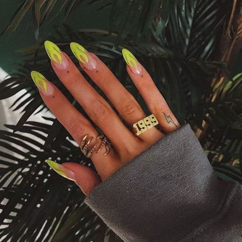 15 Manicure Ideas You Should Try For The Summer - Society19 Year Ring, Bright Summer Nails, Summer Nail Art, Nail Art Designs Summer, Leopard Nails, Neon Nails, Nails Desing, Coffin Nails Designs, Fire Nails