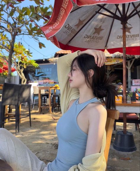 naeun Lee Naeun, Ig Post, Instagram Update, Korean Girl, High School, Actresses, Photo And Video, Instagram Photo, Quick Saves