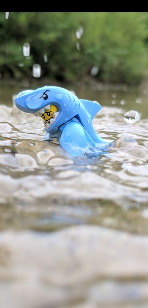 Shark Lego, Cozy Places, Shark Man, Lego Movie 2, Lego Photo, Lego Super Mario, Elizabeth Banks, Will Arnett, Lego Figures