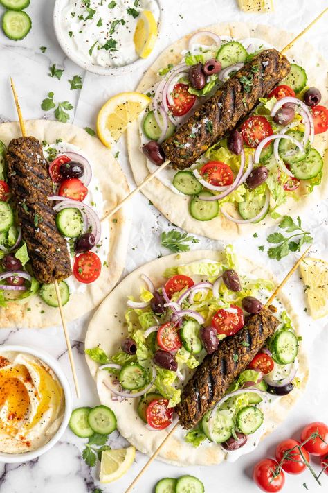 This vegan kofta recipe is perfectly spiced, packed with flavour, and made with a homemade plant-based ground “meat” substitute. Wrap them in a pita and add your favourite toppings! Vegan Kofta, Grilled Vegan, Balsamic Vegetables, Jessica In The Kitchen, Vegan Vanilla Cake, Mediterranean Chickpea, Vegan Ground Beef, Vegan Tzatziki, Kofta Recipe