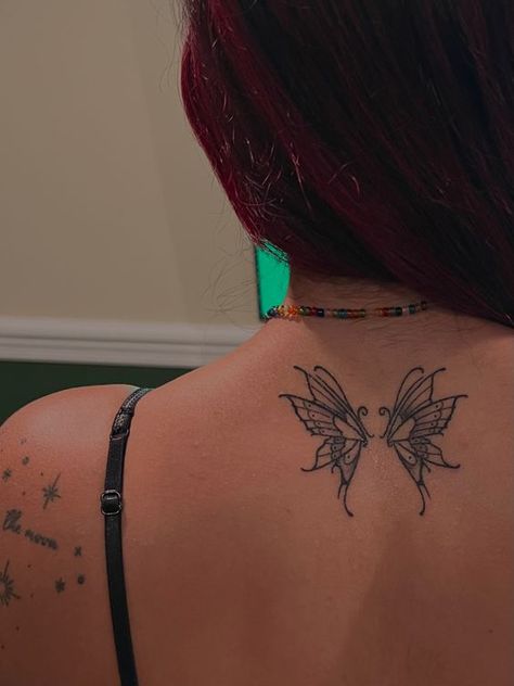 Back Of Neck Tattoos For Women, Wing Neck Tattoo, Fairy Wing Tattoos, Butterfly Wing Tattoo, Butterfly Neck Tattoo, Front Shoulder Tattoos, Nape Tattoo, Unique Butterfly Tattoos, Girl Neck Tattoos