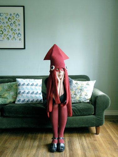 I plan to have a grandchild that will want to be a squid for a little while anyways Squid Hat, Squid Costume, Baby Kostüm, Costumes Ideas, Fantasias Halloween, Sea Creature, Writing Ideas, Halloween Kostüm, Hallows Eve