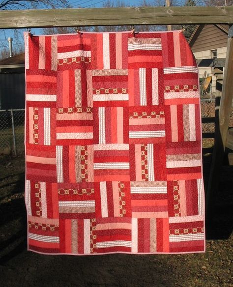 Strippy Quilts, Geometric Quilts, Rail Fence Quilt, Two Color Quilts, Red And White Quilts, Jelly Roll Quilt Patterns, Classic Quilts, Rail Fence, String Quilts