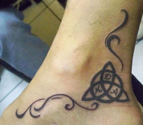 I want to get this done, but with the initials G, N, and C Ankle Bracelets Tattoos For Women, Triquetra Tattoo, Celtic Tattoo For Women, Trinity Knot Tattoo, Tattoo Celtic, Trinity Tattoo, Catholic Tattoos, Pagan Tattoo, Celtic Knot Tattoo