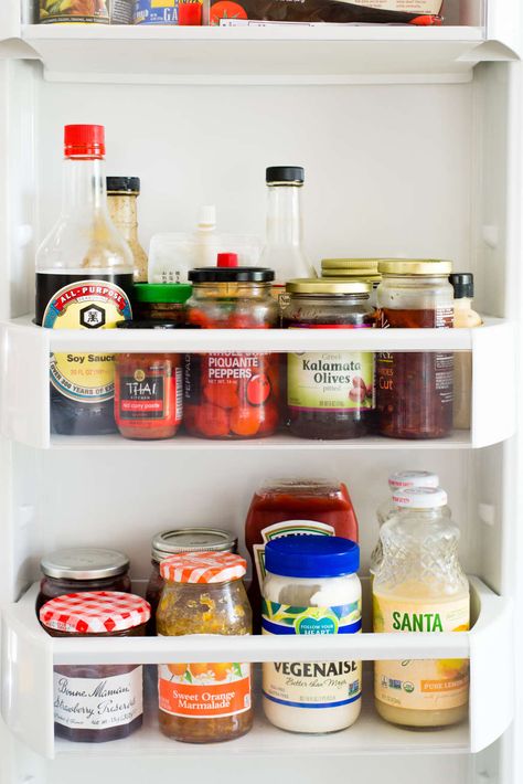 ​The Controversial $5 Amazon Item I Always Keep in My Fridge — Strong Opinoins Freezer Organization, Small Fridges, Grilled Cheese Recipes, Spicy Dishes, Refrigerator Organization, Chicken Kebabs, Fridge Organization, Fridge Freezers, Refrigerator Freezer