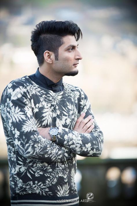 Bilal Saeed <3 Hardly Davidson, Bilal Saeed, Joker Art Drawing, Mens Kurta Designs, Long Hairstyle, 2 Number, Joker Art, Indian Bollywood, New Haircuts