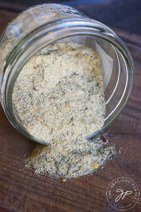 Homemade Tuscan Seasoning Recipe Tuscan Garlic Seasoning Recipe, Tuscan Seasoning Recipe, Tuscan Seasoning, Homemade Seasoning, Homemade Spice Mix, Spice Blends Recipes, Seasoning Blends, Dried Parsley, Homemade Spice Blends