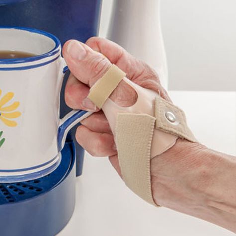 ThumSaver™ MP The molded ThumSaver MP provides firm support to stabilize the middle and base of your thumb to reduce pain from Arthritis, Gamekeeper's Thumb, Skier's Thumb, or Sprains and Strains. An excellent choice when your arthritis flares up or to help heal your jammed or sprained thumb! Thumb Pain Relief, Thumb Brace, Thumb Splint, Hand Health, Caregiver Resources, Ligament Injury, Psoas Muscle, Hand Pain, Hand Therapy