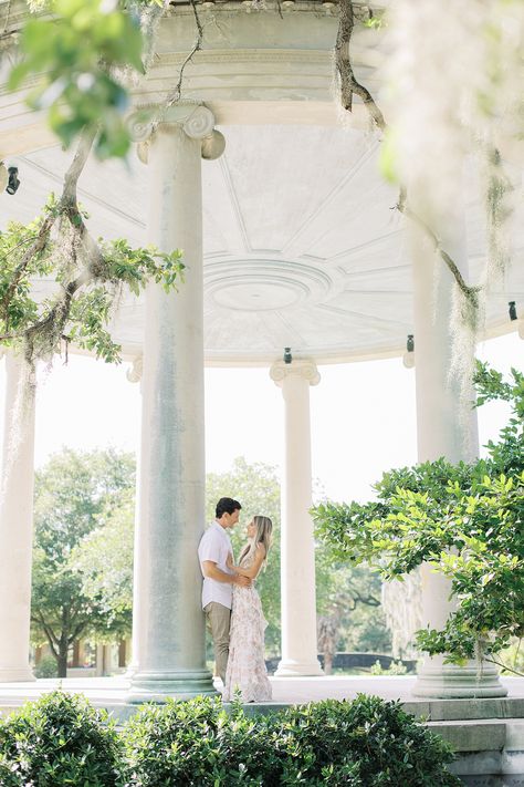 Engagement Photo Shoot Poses, New Orleans City Park, City Park New Orleans, New Orleans City, Nola Wedding, Louisiana Wedding, Cute Engagement Photos, Couple Engagement Pictures, Pre Wedding Poses