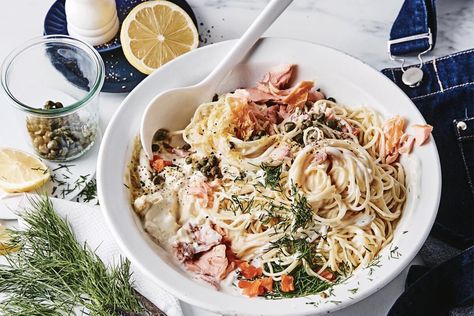 "You can use any kind of smoked salmon here - honey smoked or flavoured with black pepper," says Kirsten Jenkins. Trout Pasta, Pasta Sauce Healthy, Salmon Crepes, Cream Cheese Smoked Salmon, Cream Cheese Smoked, Smoked Salmon Pizza, Salmon Smoked, Smoked Salmon And Eggs, Smoked Salmon Pasta