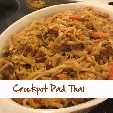 Crockpot Pad Thai | I will make crafts and cook better Crock Pot Chicken Pad Thai, Crockpot Chicken Pad Thai, Crockpot Pad Thai Chicken, Crock Pot Pad Thai, Pad Thai Crockpot Recipes, Crockpot Pad Thai, Slow Cooker Pad Thai, Thai Crockpot Recipes, Pad Thai Recipe Easy