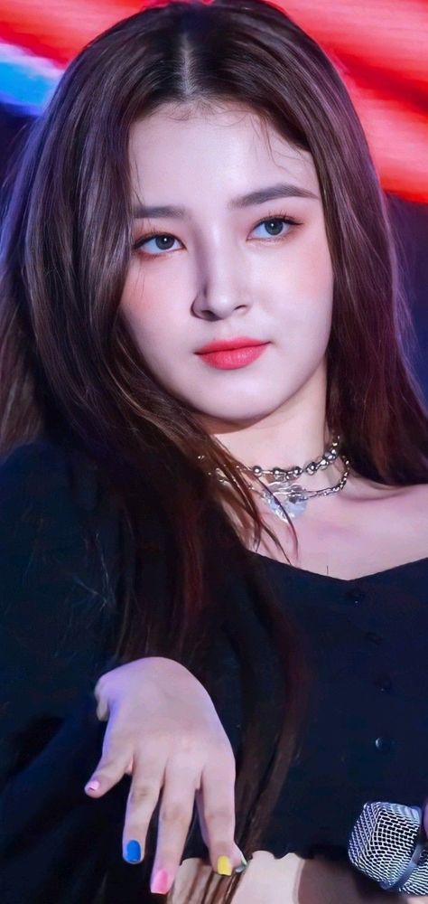 Nancy Jewel, Nancy Jewel Mcdonie, Nancy Momoland, Picture Beautiful