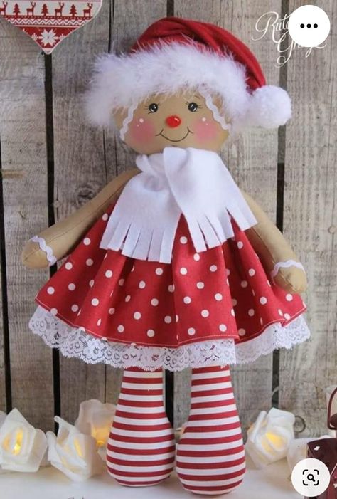 Gingerbread Dolls, Christmas Pebble Art, Disney Pumpkin, Gingerbread Crafts, Gingerbread Christmas Decor, Gingerbread Decorations, Rag Doll Pattern, Felt Christmas Decorations, Gingerbread Girl