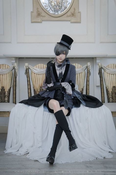 Black Butler Cosplay, Black Butler Ciel, Epic Cosplay, Anime Clothes, Black Butler Anime, Black Butler Kuroshitsuji, Cosplay Characters, Amazing Cosplay, Cute Cosplay