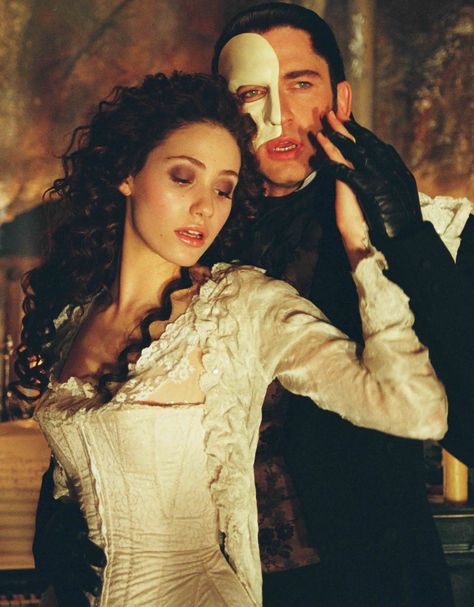 Christine Daaé & The Phantom (Erik) Christine Daae, Music Of The Night, A Night At The Opera, The Phantom Of The Opera, The Rocky Horror Picture Show, Emmy Rossum, I Love Cinema, Gerard Butler, Period Costumes