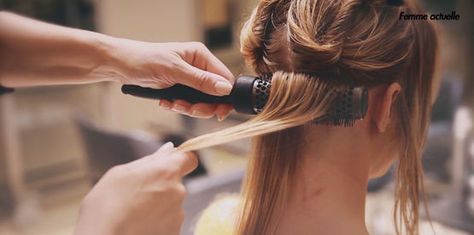 Vidéo : le bon geste pour faire un brushing Brushing, Hair Straightener, Hair Styles, Hair, Beauty