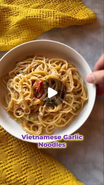 Easy Garlic Noodles Asian, Asian Style Garlic Noodles, Asian Garlic Noodles Recipe, Vietnamese Garlic Noodles, Vietnamese American Garlic Noodles, Garlic Noodles Kitchn, Angel Hair Noodles, Maggi Seasoning, Easy Asian Noodles