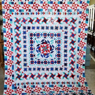 Bonnie Hunter, Doll Quilt, Small Quilts, You Are My Sunshine, Quilt Top, Needle And Thread, Patchwork Quilts, So Happy, Wall Design