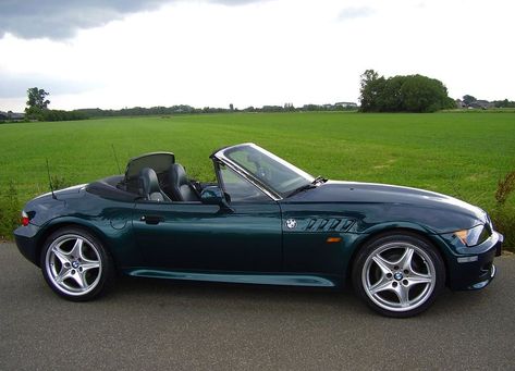 Z3 Bmw, Bmw Z3 Roadster, Bmw Z1, Classic European Cars, Bmw Convertible, Hd Motorcycles, Bmw Z8, Slammed Cars, Hummer Cars