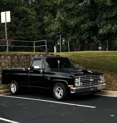 1980 Chevy Silverado, Square Body Trucks, Classic Cars Trucks Chevy, 87 Chevy Truck, Classic Cars Chevy, Muscle Truck, Dropped Trucks, Lowered Trucks, C10 Chevy Truck