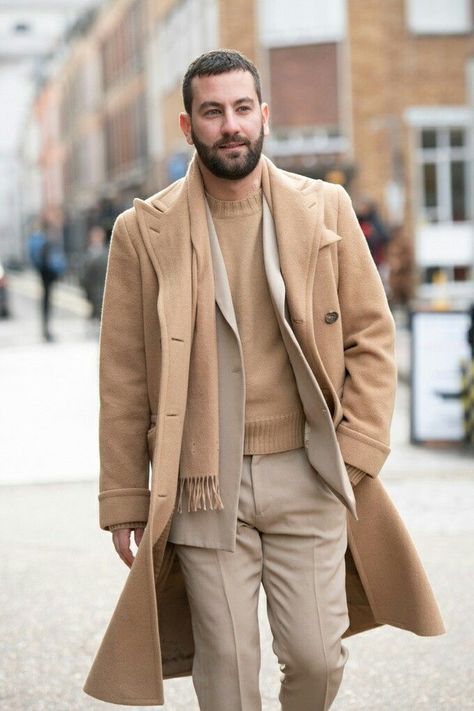 Metrosexual Men Fashion, Camel Coat Outfit, Old Man Fashion, Mens Smart Casual Outfits, Overcoat Men, Suits Men Business, Classic Trench Coat, Smart Casual Men, Men Stylish Dress