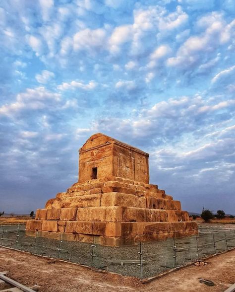 Tomb Of Cyrus, Here Lies, Ancient World, Iran, Bones, On Twitter, Twitter