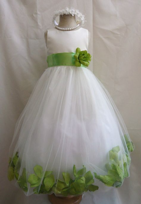 Green Bridesmaid Robes, Rose Petal Dress, Petal Dress, Wedding Party Flowers, Ivory Flower Girl Dresses, Red Rose Petals, Infant Flower Girl Dress, Wedding Petals, White Flower Girl Dresses