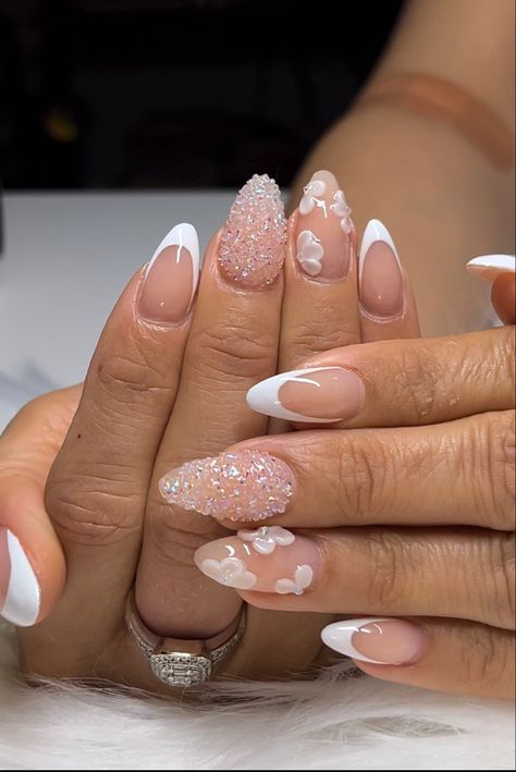 Medium Almond Shaped Nails, Birthday Nails With 3d Flowers, White Textured Acrylic Nails, Cute Short Almond Acrylic Nails Designs, Almond Nails Medium Length, Nails With 3d Designs, Medium Length Almond Nails, 3d Flower Nails Almond Shape, Sugar Glitter Nails