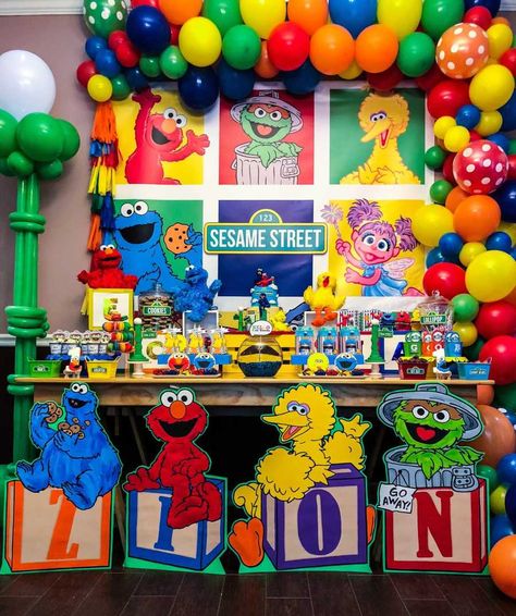 Elmo Themed Birthday Party, Sesame Street Party Decorations, Street Party Decorations, Seaseme Street Birthday Party, Elmo Birthday Party Ideas, Sesame Street Birthday Party Ideas Boy, Elmo Birthday Party Boy, Sesame Street Birthday Cakes, Elmo Birthday Party