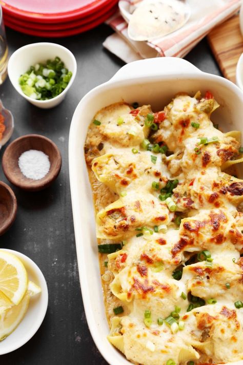 Cajun Stuffed Shells, Cajun Chicken Salad, Chicken Stuffed Shells, Stuffed Pasta, Cajun Dishes, Pasta Shells, Stuffed Shells Recipe, Cajun Chicken, Perfect Pasta