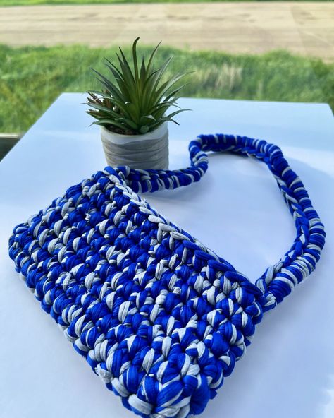 Sapphire vibes. 💙 -Made from reclaimed tshirt yarn 90% cotton 10% polyester -Took 2 hrs to compete   Handmade crochet tote bags Crochet shoulder bags for women Unique crochet beach bags Colorful crochet market bags Crochet crossbody bags patterns Best crochet handbags to buy Crochet bags with floral designs Crochet bags for eco-friendly fashion Crochet backpacks for kids Crochet clutch purse patterns granny square crochet bag pattern tote bag Crochet Bag Tshirt Yarn, Tshirt Yarn Crochet Patterns, Tshirt Yarn Bag, Clutch Purse Pattern, Crochet Clutch Pattern, Crochet Bag Pattern Tote, Crochet Clutch Bags, Crochet Beach Bags, Tshirt Yarn