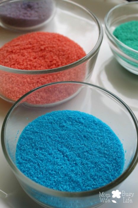 How to Make Your Own Colorful Sand - Mom. Wife. Busy Life. Arts And Crafts For Kids Toddlers, Jack Daniels Fudge, Cricket Crafts, Homemade Bubbles, Arts And Crafts For Teens, Stem Crafts, Whiskey Lover Gifts, Children Activities, Sand Crafts