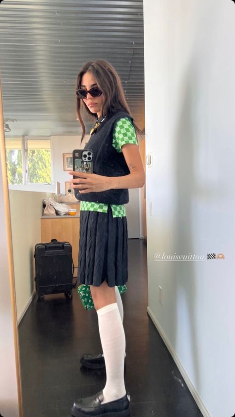 Orion Vanessa, Knee Socks Outfits, Long Socks Outfit, Loafer Outfits, Long White Socks, Grunge Fashion Outfits, Orion Carloto, High Knee Socks Outfit, Socks Outfit