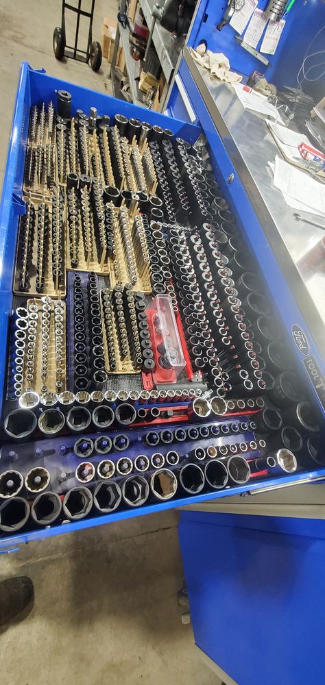 Mechanic Organization, Screw Organization, Mechanic Shop Organization, Mechanic Tool Organization Ideas, Mechanic Garage Ideas, Mechanics Shop Organization, Tool Organization Ideas, Mechanic Tool Box Ideas, Allen Wrench Organizer