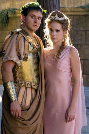 Bride & Groom    (Agrippa and Octavia from HBO's Rome) Hbo Rome, Roman Costumes, Rome Costume, Rome Hbo, Rome Tv Series, Cave Canem, Allen Leech, Roman Dress, Rome Photo