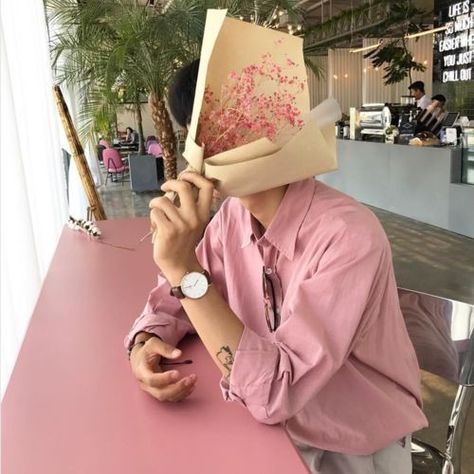 Wallpapers Rosa, Story Aesthetic, Soft Boy, Aesthetic Boy, Korean Aesthetic, Ulzzang Boy, Brown Aesthetic, Aesthetic Collage, Aesthetic Grunge